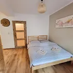 Na Svahu, Krkonose דירה Žacléř