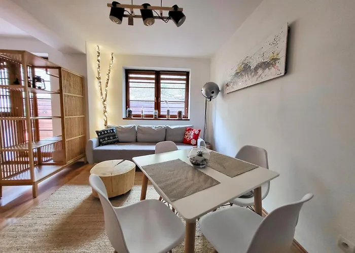 Na Svahu, Krkonose Appartement Žacléř